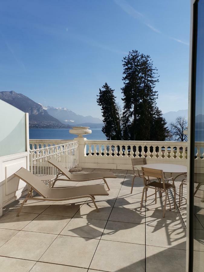 Camera Deluxe Lago con Terrazza - Accesso Spa Incluso - Prenotazione Necessaria